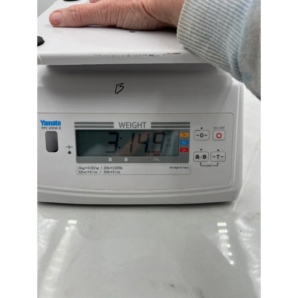 Yamato PPC-200W-II Digital Scale 20lb 10kg Capacity White Industrial Bench Scale
